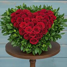 Цветочная композиция из Розы в виде сердца в Балаково