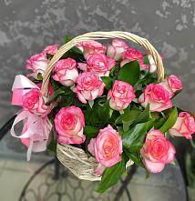 Цветочная композиция из Розы в корзине в Балаково