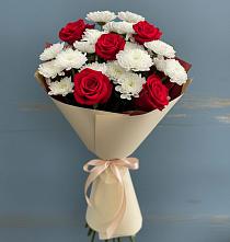 Букет цветов из:  Розы и Хризантемы в Балаково