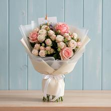 Букет цветов из:  Розы в Балаково